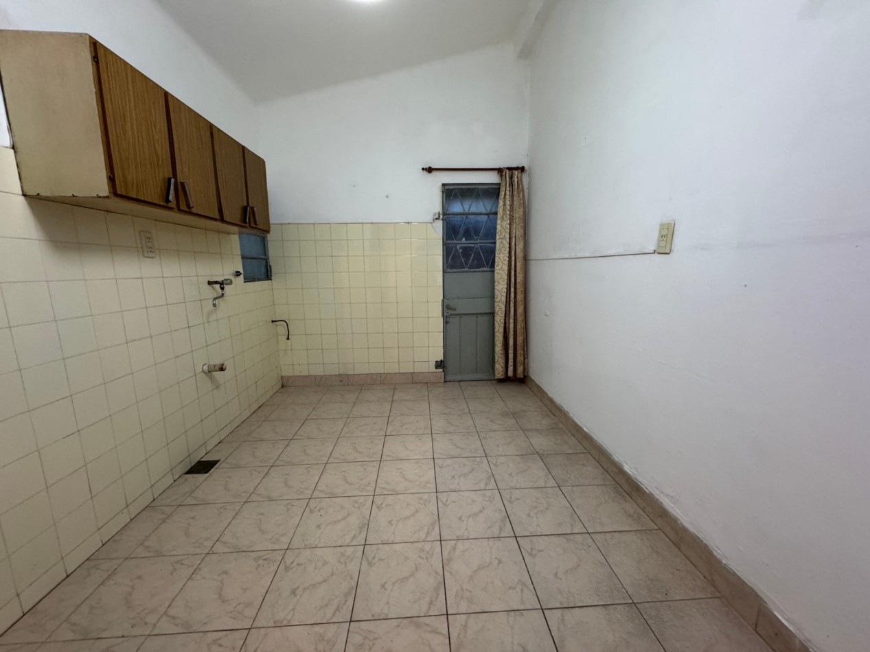VENTA | Casa de 2 dormitorios Apta Credito - Zona 3 de Febrero y Vucetich - Parana