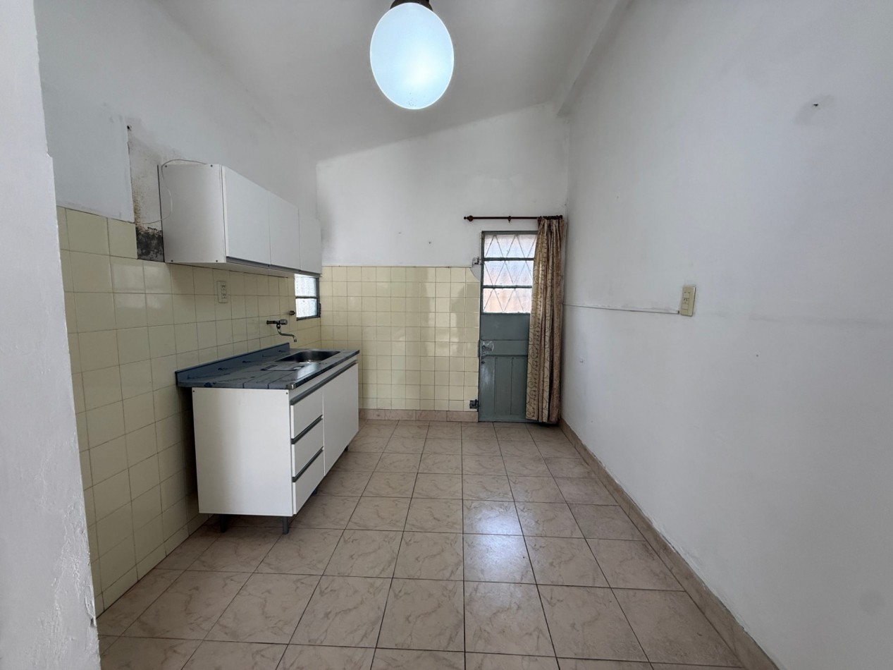VENTA | Casa de 2 dormitorios Apta Credito - Zona 3 de Febrero y Vucetich - Parana