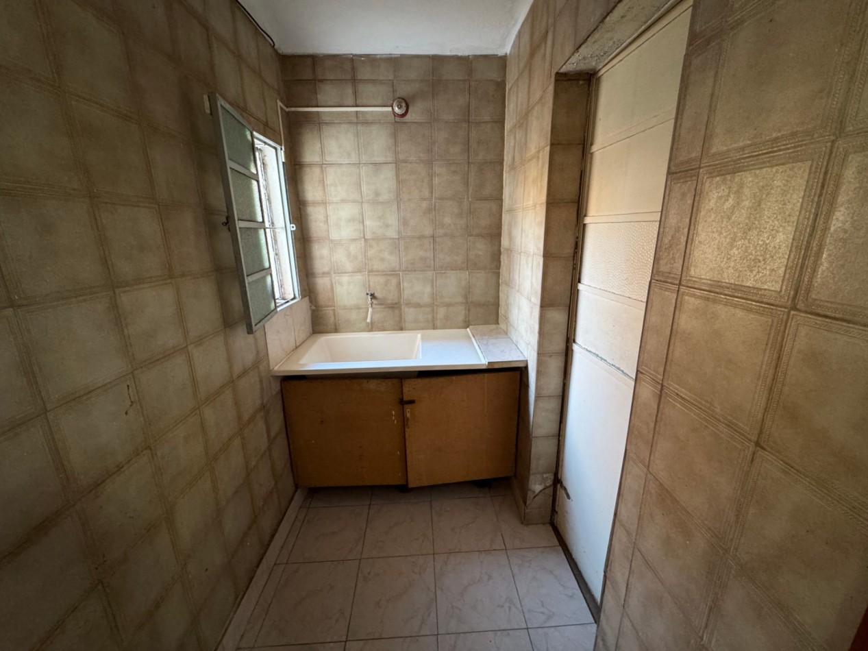 VENTA | Casa de 2 dormitorios Apta Credito - Zona 3 de Febrero y Vucetich - Parana