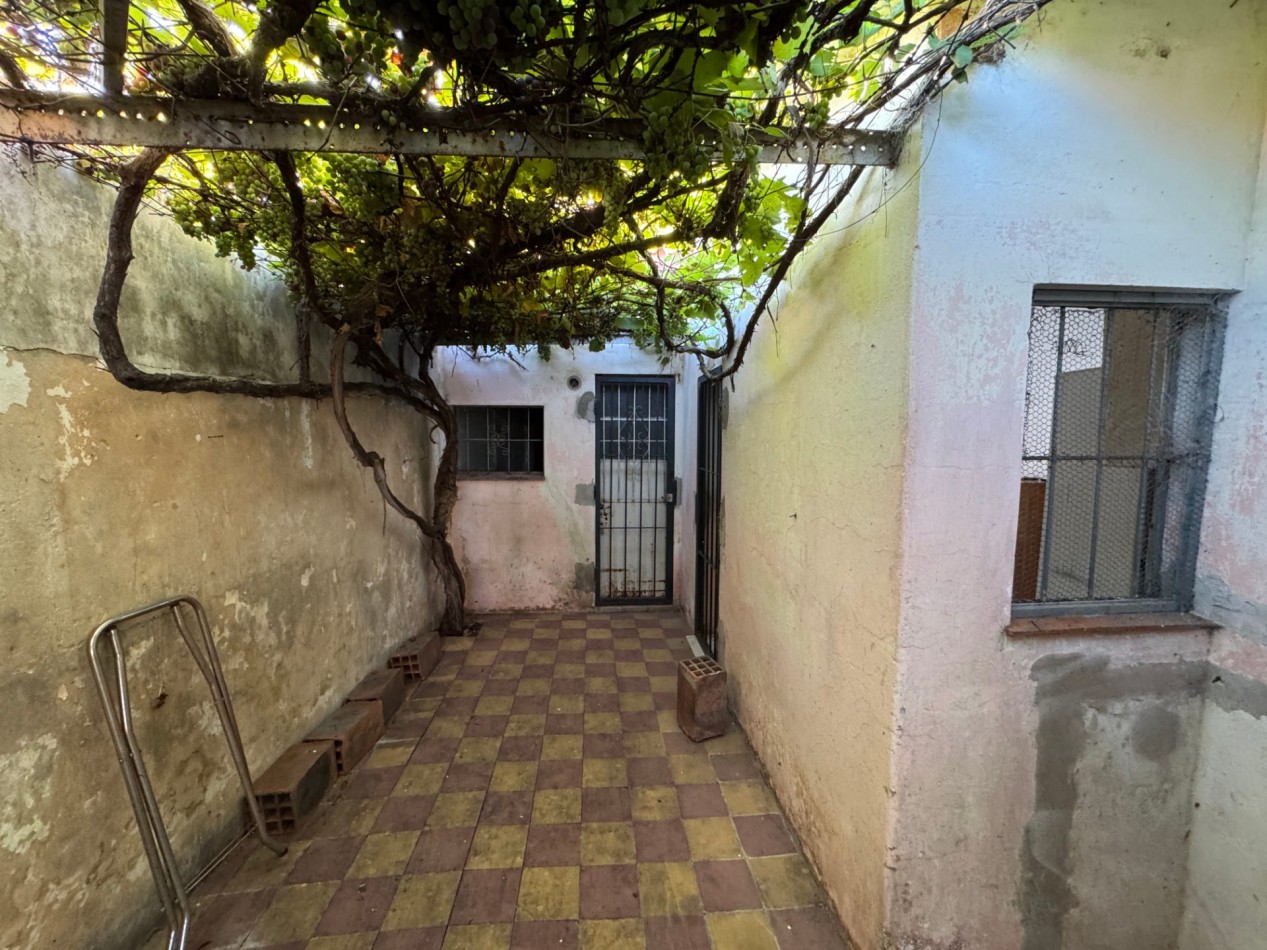 VENTA | Casa de 2 dormitorios Apta Credito - Zona 3 de Febrero y Vucetich - Parana