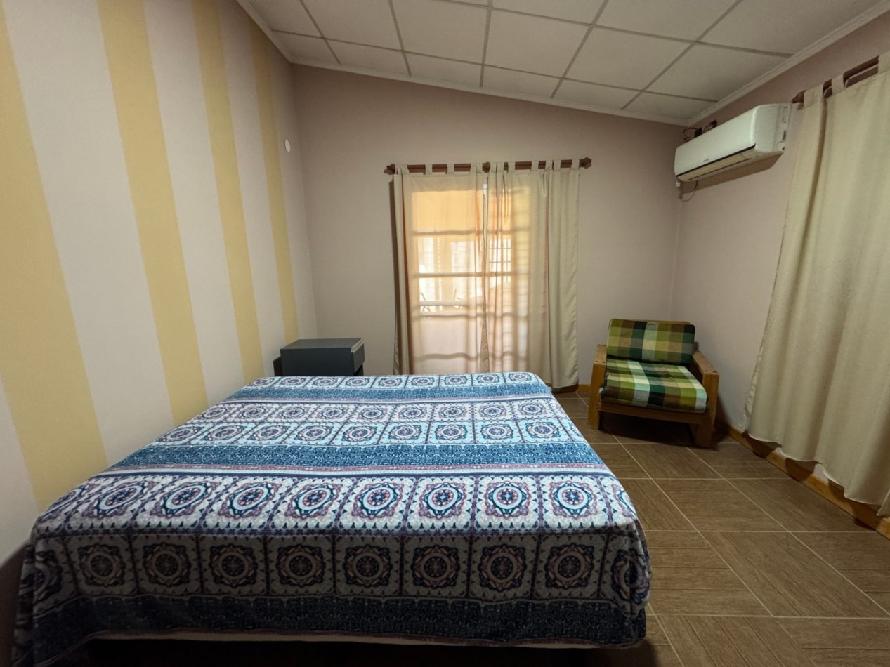 SE VENDE CASA CON AMPLIO TERRENO
