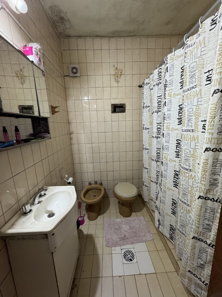 SE VENDE CASA ZONA GARRIGO Y MIGUEL DAVID