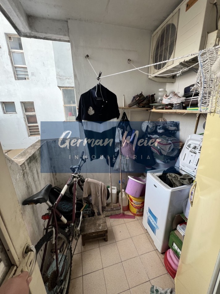 SE VENDE DEPARTAMENTO CENTRICO DE DOS DORMITORIOS
