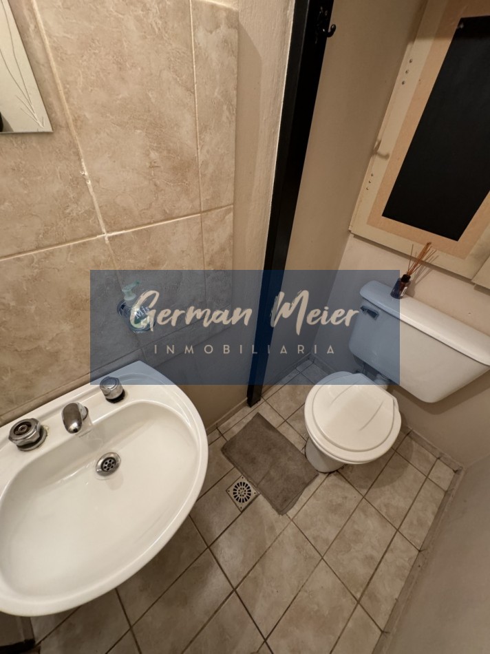 SE VENDE DUPLEX DE 2 DORM. ZONA AV. RAMIREZ Y SAROBE