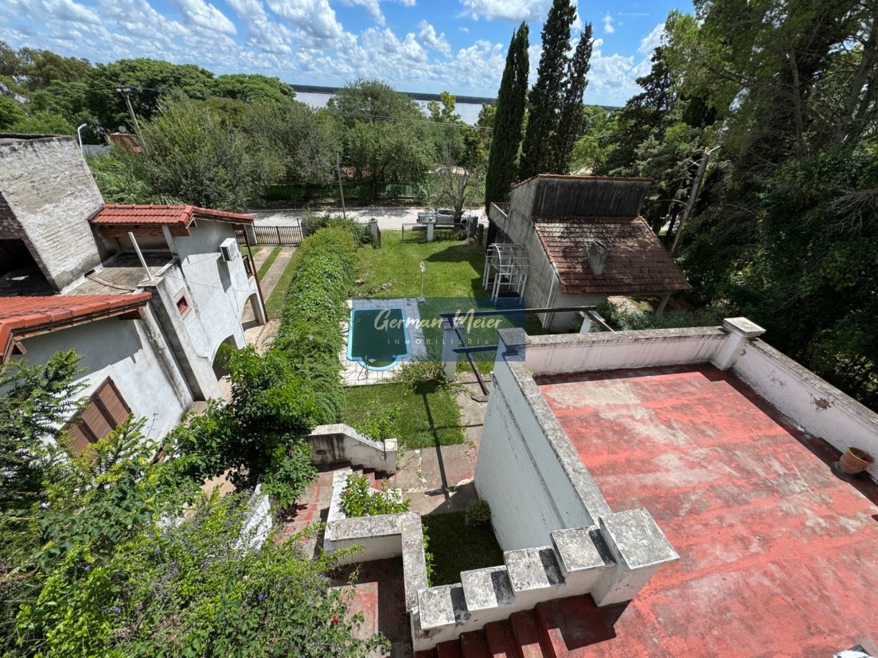 Casa con vista al rio y pileta | A refaccionar | - Frente al camping en Villa Urquiza, Entre Rios
