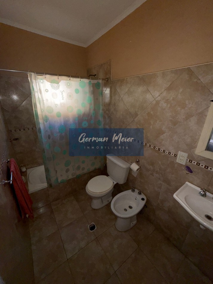 VENTA | OPORTUNIDAD DE INVERSION: CASA DE 3 DORMITORIOS CON QUINCHO