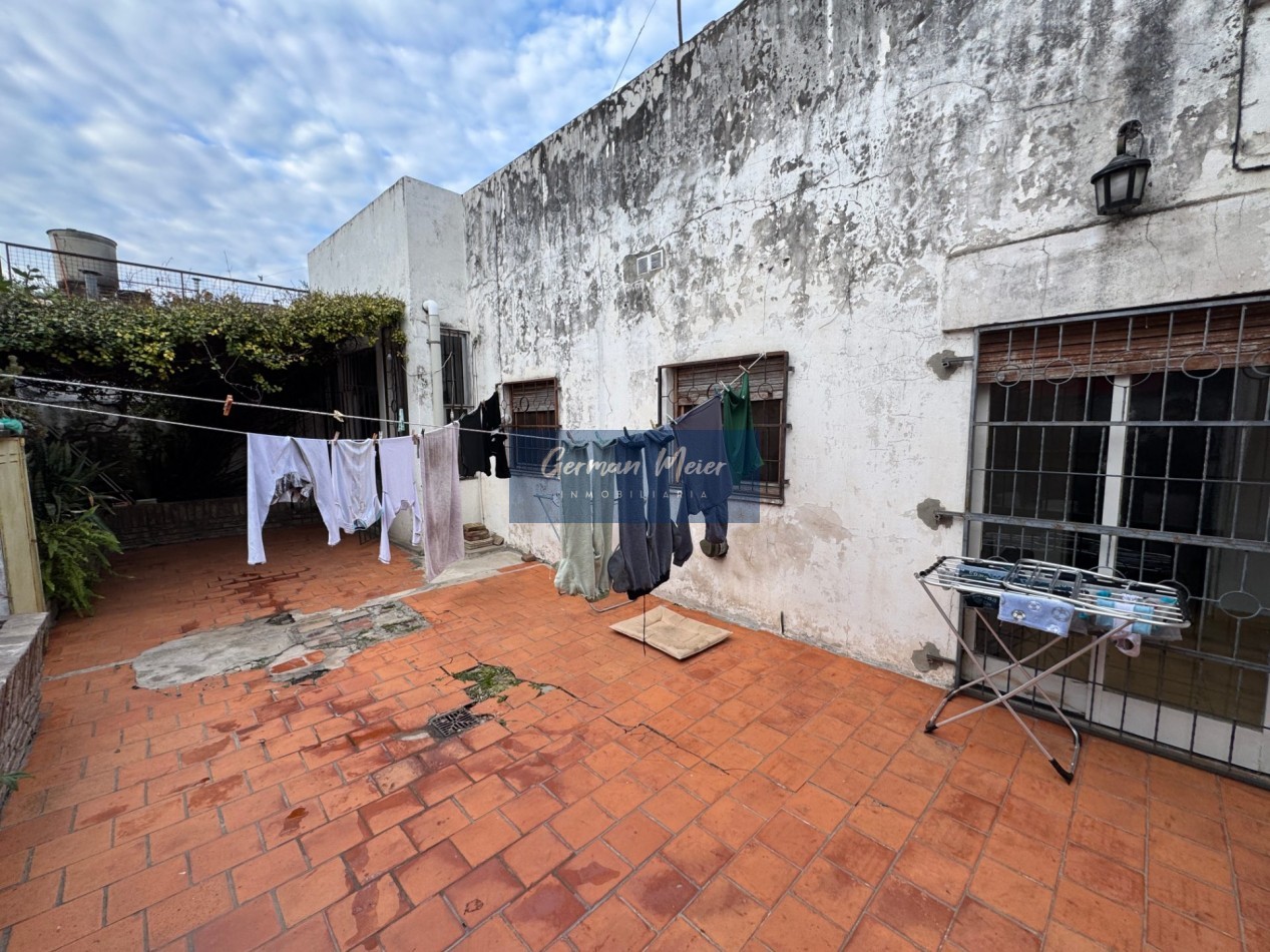 VENDO - Casa 3 dormitorios con patio y cochera APTA CREDITO HIPOTCARIO en Parana - Entre Rios