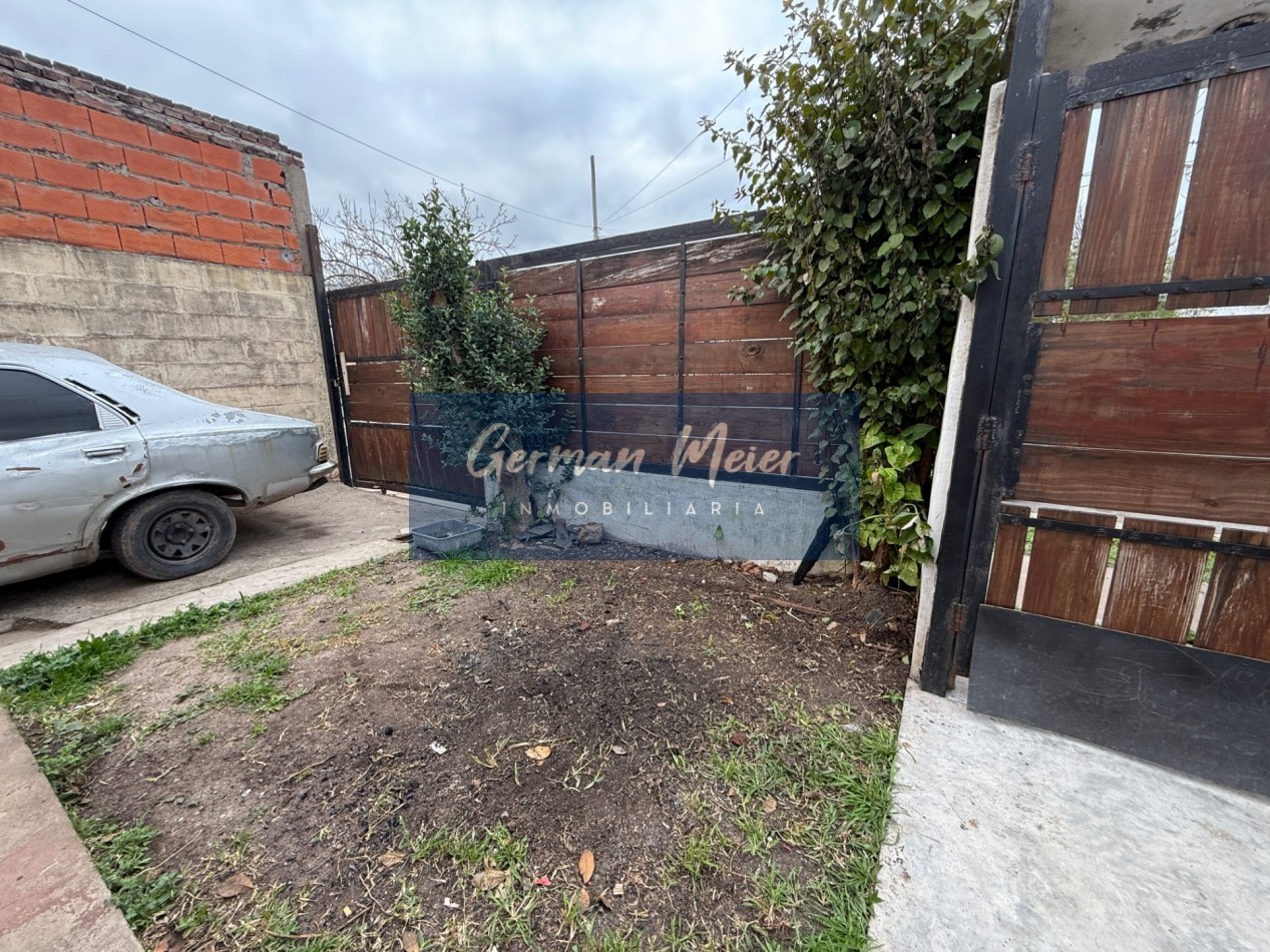 CASA 2 DORMITORIOS | PATIO Y COCHERA | COLONIA AVELLANEDA