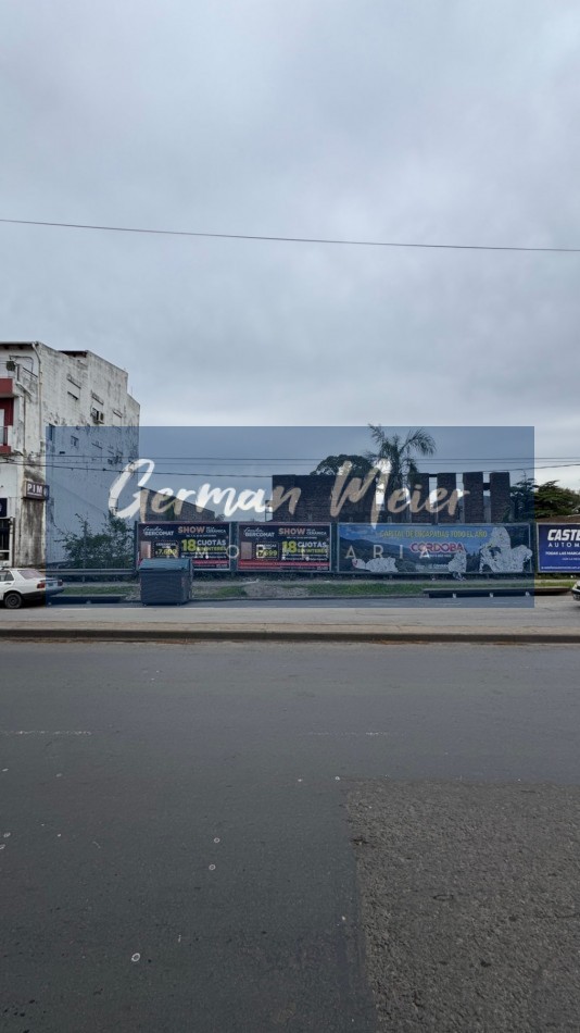 VENDO AMPLIO TERRENO SOBRE AV. ALMAFUERTE