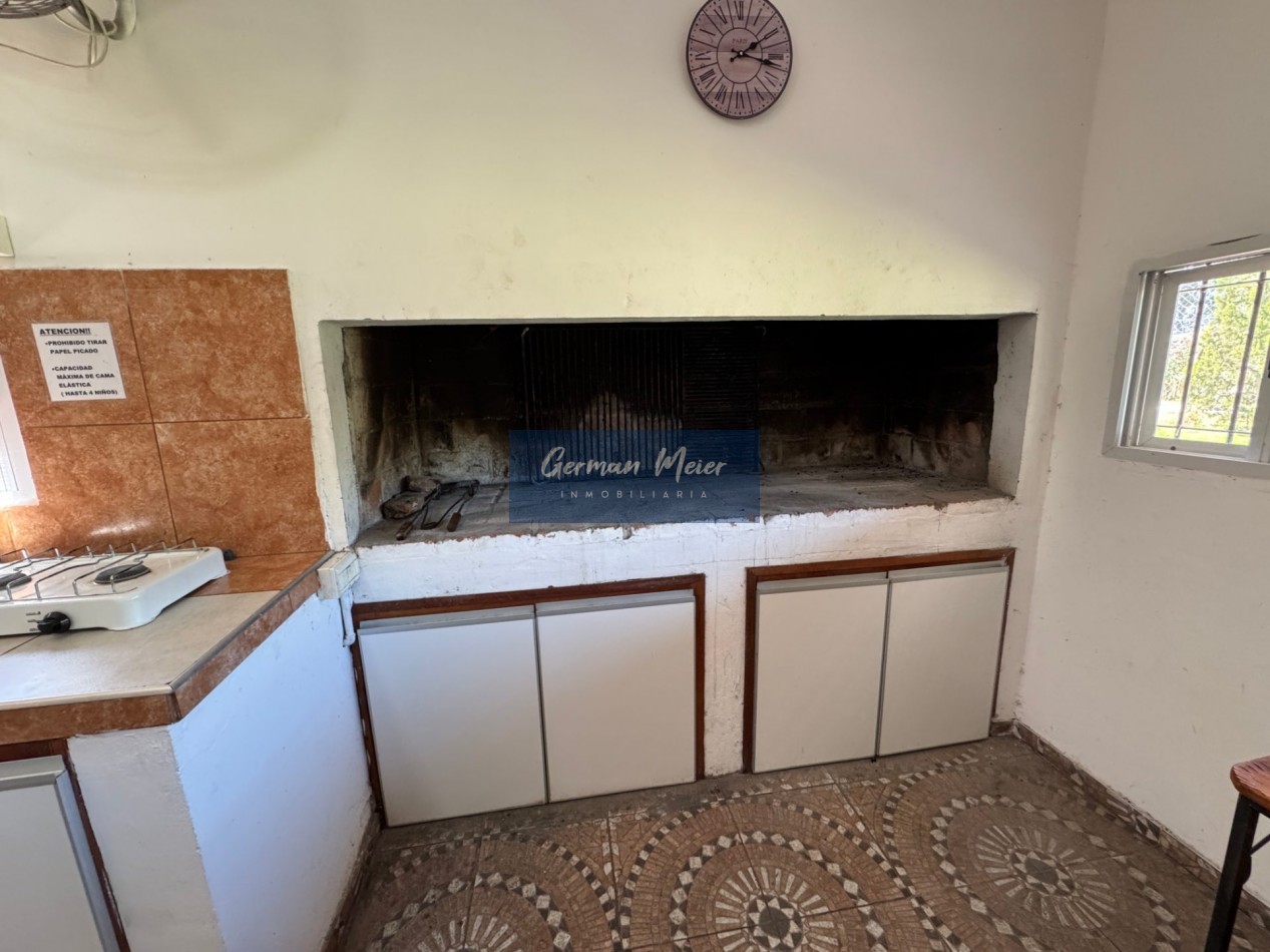 CASA QUINTA CON PISCINA Y AMPLIO TERRENO - SAUCE MONTRULL
