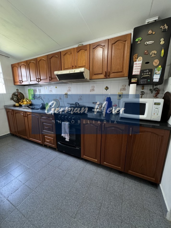 SE VENDE EXCELENTE CASA 2 DORM. ZONA AV. FRIULI Y AV. SAN MARTIN