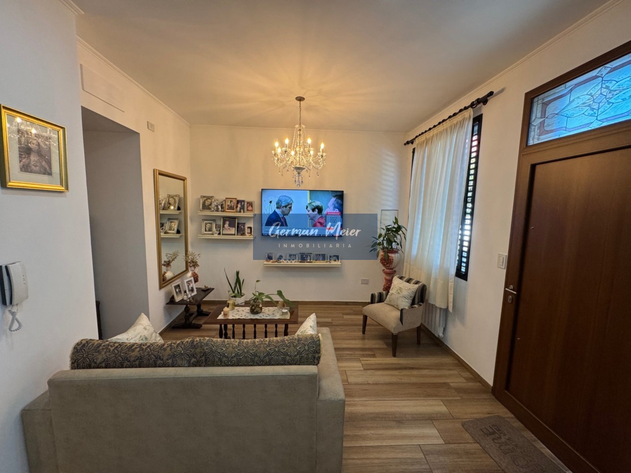 VENDO - CASA APTA CREDITO | MODERNO 3 DORMITORIOS | Zona plaza Saenz Peña