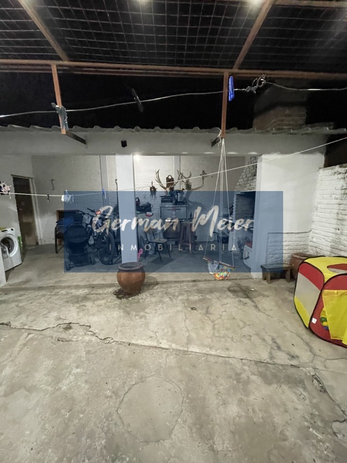 SE VENDE CASA ZONA AV EJERCITO Y GUTIERREZ