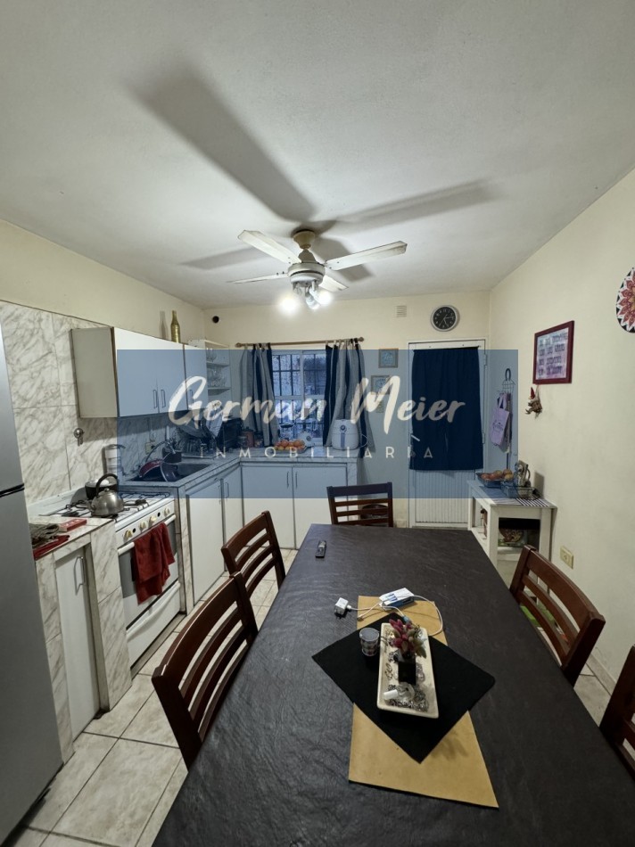 SE VENDE DUPLEX DE 2 DORM. ZONA AV. RAMIREZ Y SAROBE