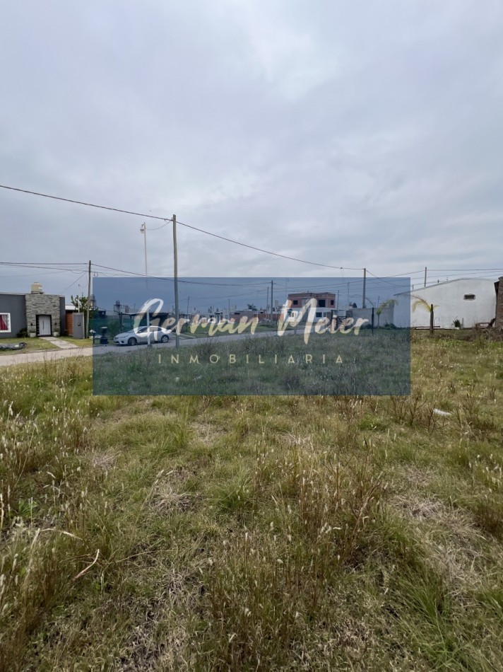 EN VENTA TERRENO EN LOTEO SOLVENCIA