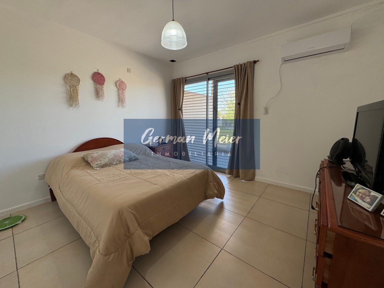 SE VENDE MODERNO DUPLEX 2 DORMITORIOS CON PATIO