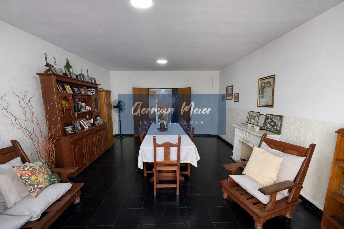 VENTA CASA CENTRICA 4 DORMITORIOS CON PILETA - PARANA