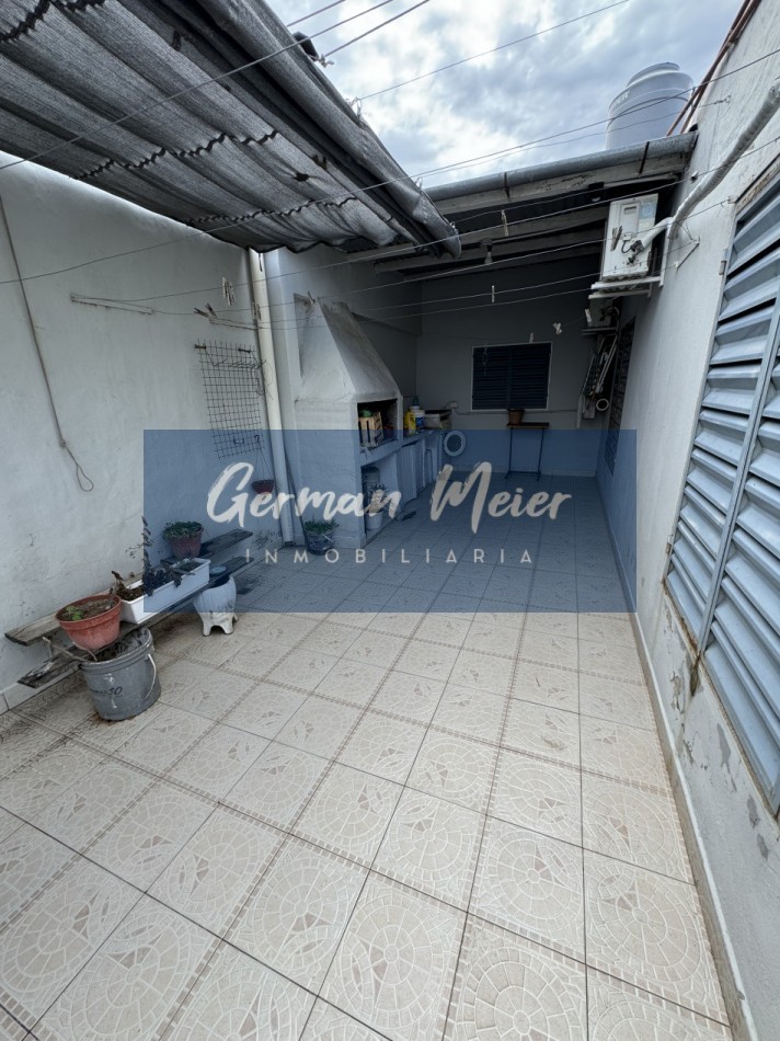 OPORTUNIDAD VENDO INMUEBLE SOBRE AV. RAMIREZ CON GALPON
