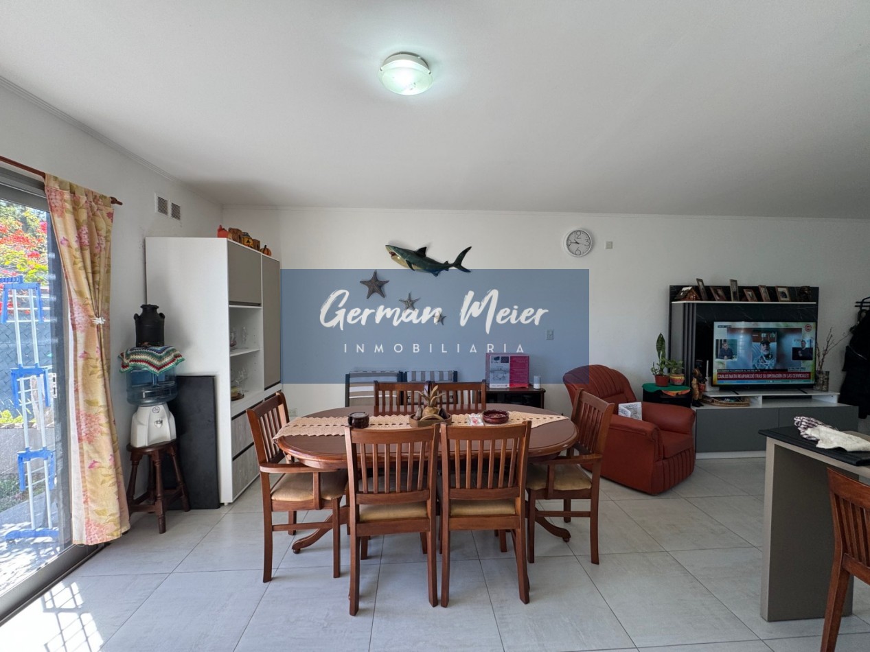 SE VENDE MODERNO DUPLEX 2 DORMITORIOS CON PATIO