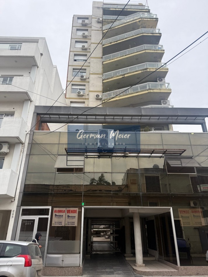VENTA | EXCLUSIVO PENTHOUSE DE 3 DORMITORIOS EN PLENO CENTRO