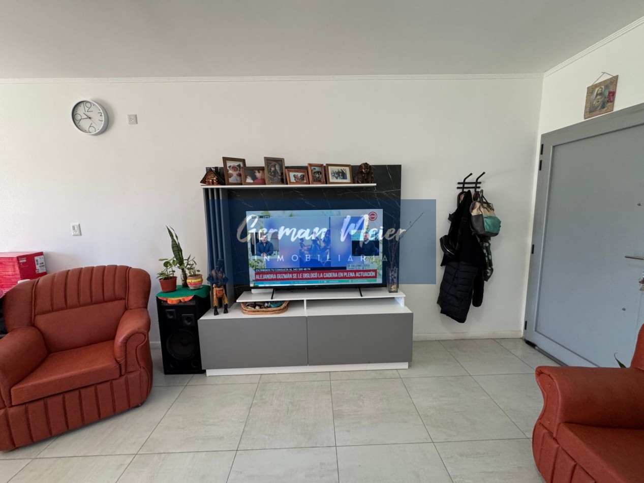 SE VENDE MODERNO DUPLEX 2 DORMITORIOS CON PATIO