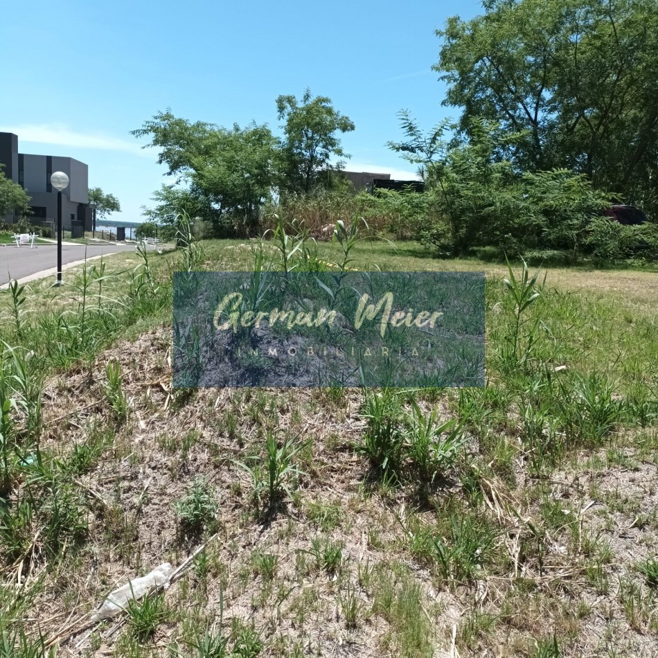 OPORTUNIDAD TERRENO EN PUERTO URQUIZA