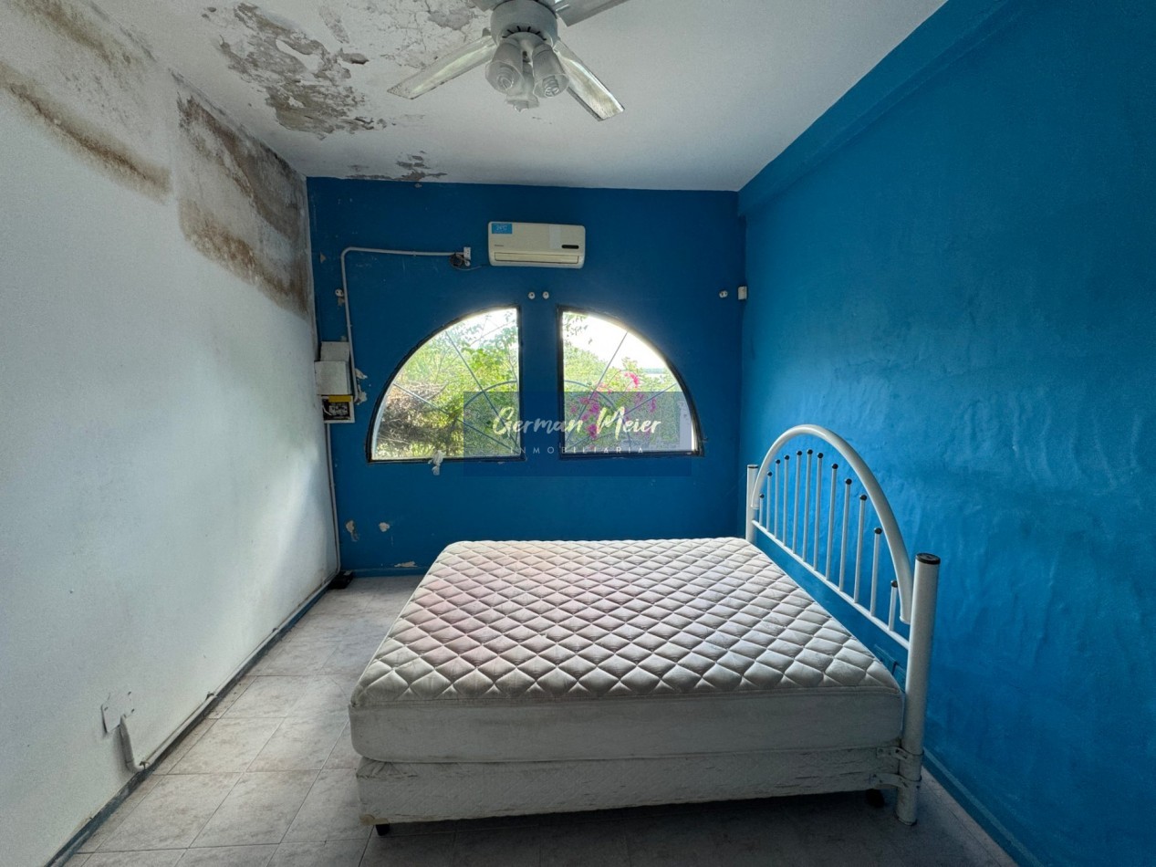 Casa con vista al rio y pileta | A refaccionar | - Frente al camping en Villa Urquiza, Entre Rios