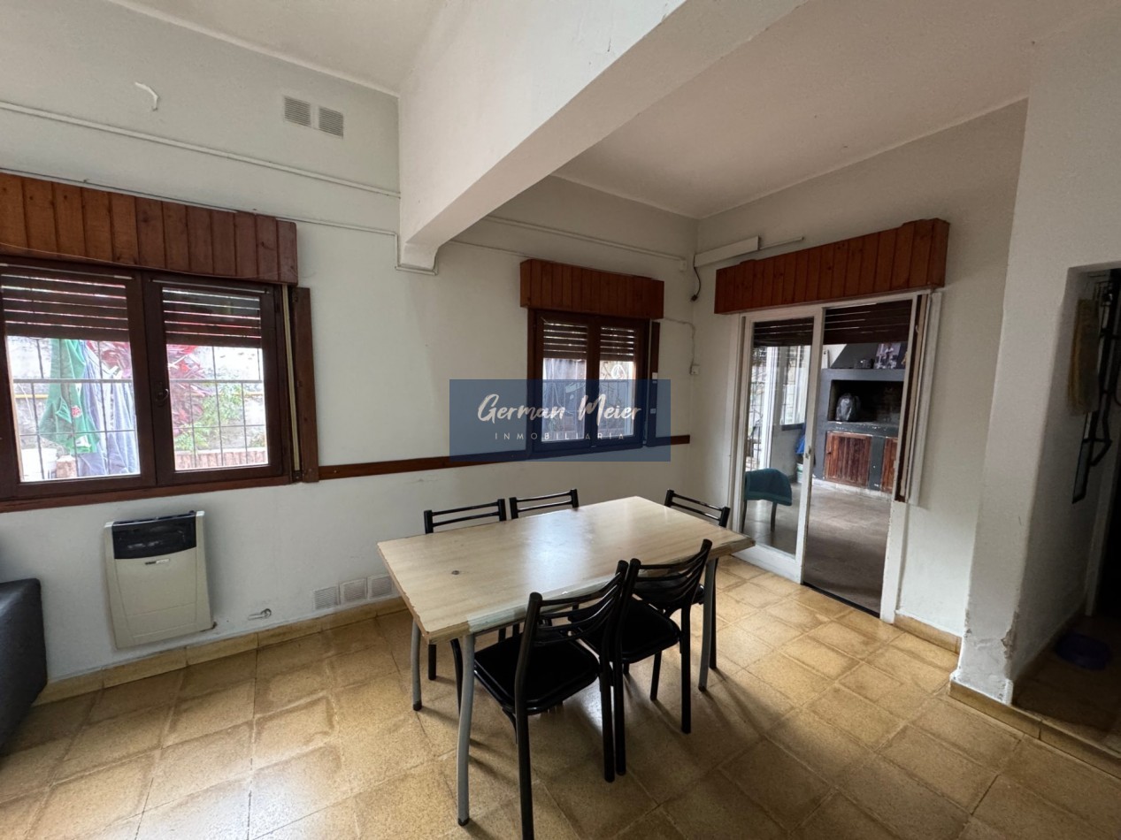 VENDO - Casa 3 dormitorios con patio y cochera APTA CREDITO HIPOTCARIO en Parana - Entre Rios