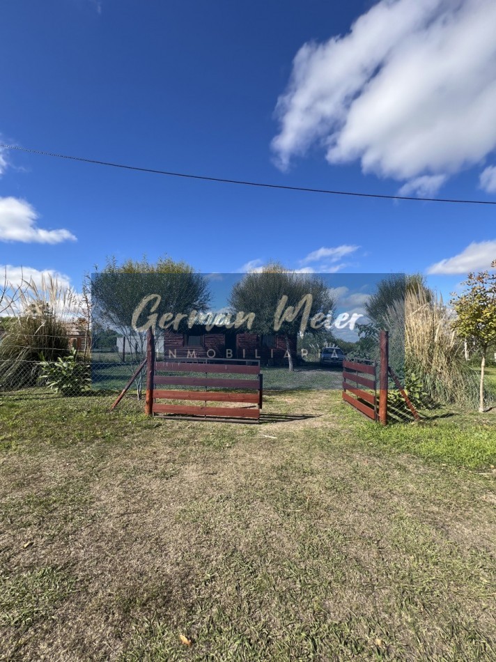 EN VENTA CABAÑA EN AMPLIO LOTE ZONA AUTODROMO