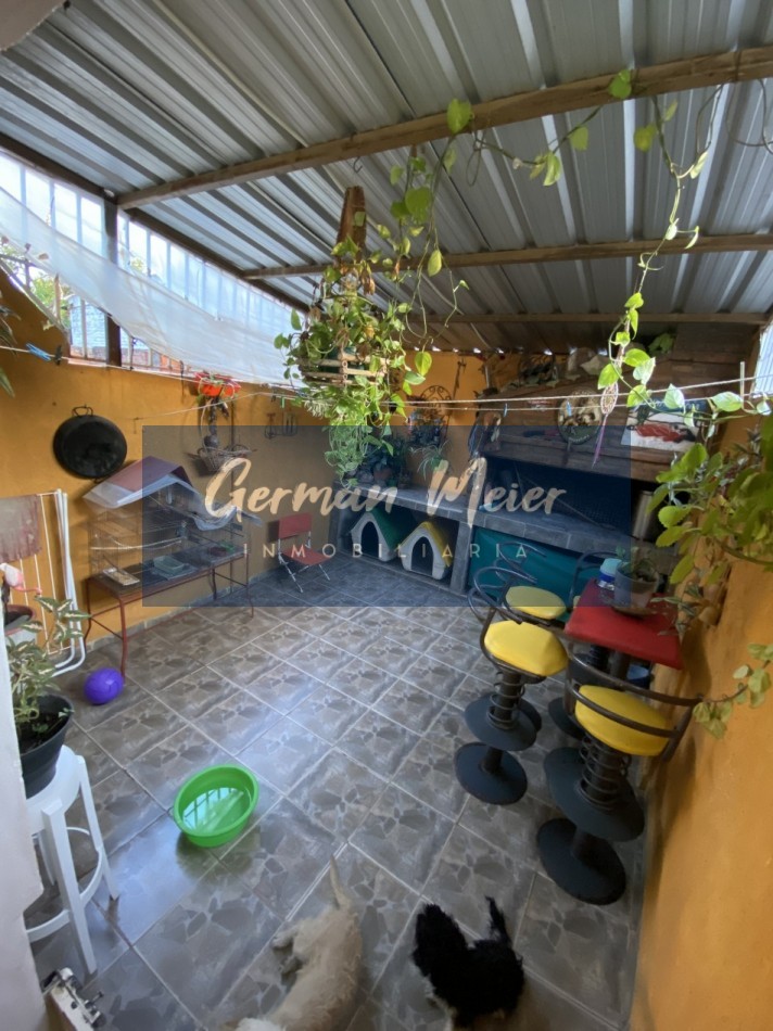 EN VENTA DUPLEX 2 DORMITORIOS EN COMPLEJO CERRADO