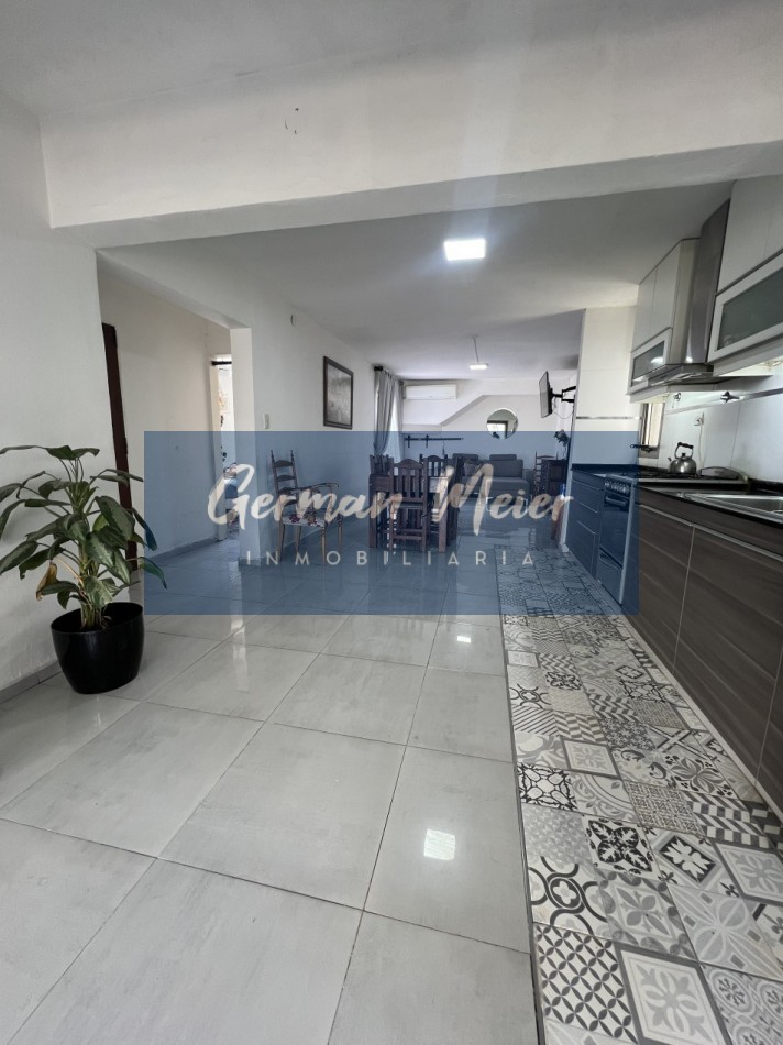 EN VENTA PROPIEDAD INTERNA SOBRE CALLE GUALEGUAYCHU