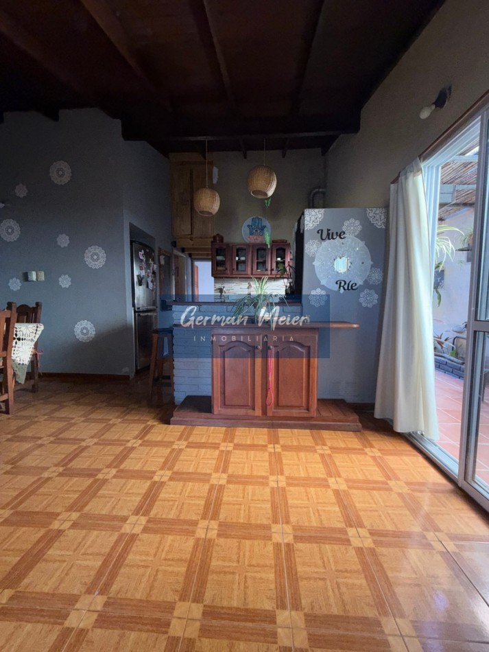 VENTA | OPORTUNIDAD DE INVERSION: CASA DE 3 DORMITORIOS CON QUINCHO