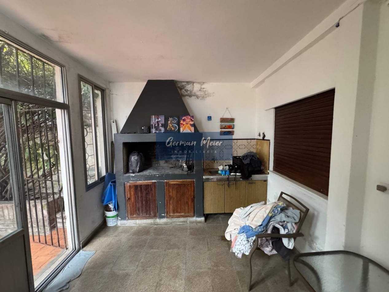 VENDO - Casa 3 dormitorios con patio y cochera APTA CREDITO HIPOTCARIO en Parana - Entre Rios