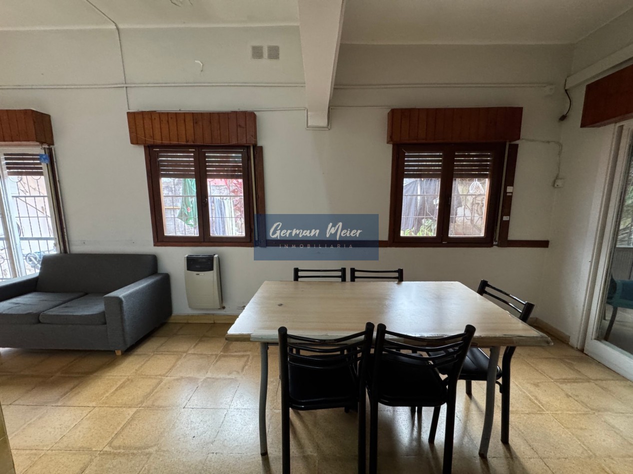 VENDO - Casa 3 dormitorios con patio y cochera APTA CREDITO HIPOTCARIO en Parana - Entre Rios