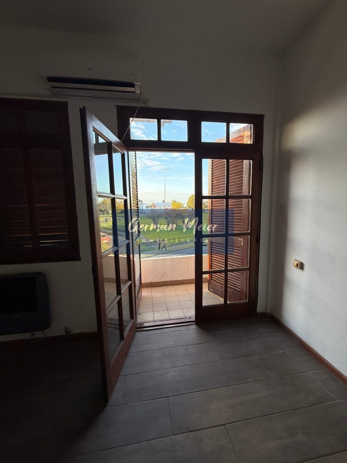 🏡 ALQUILER | GRAN CASA DE 3 PLANTAS - ZONA THOMPSON