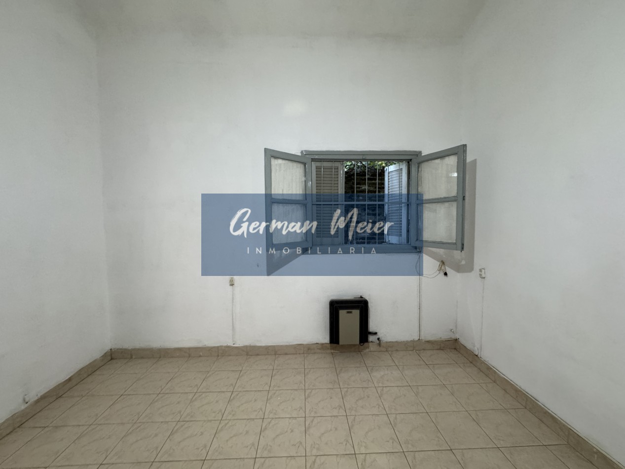 VENTA | Casa de 2 dormitorios - Zona 3 de Febrero y Vucetich - Parana