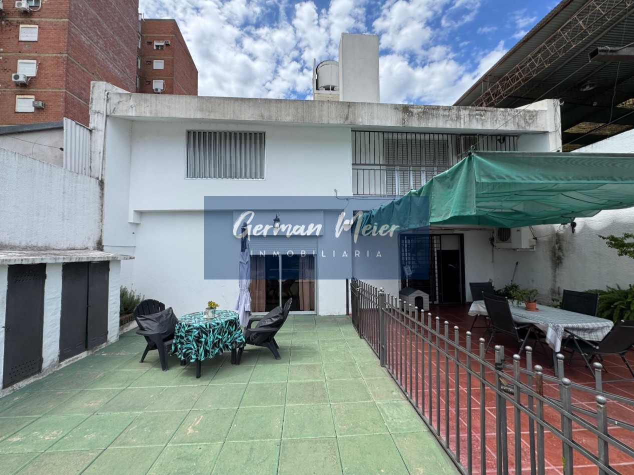 VENTA CASA CENTRICA 4 DORMITORIOS CON PILETA - PARANA