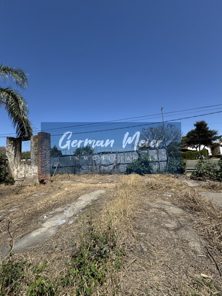 OPORTUNIDAD VENDO AMPLIO TERRENO SOBRE AV. ALMAFUERTE