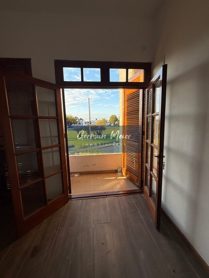🏡 ALQUILER | GRAN CASA DE 3 PLANTAS - ZONA THOMPSON