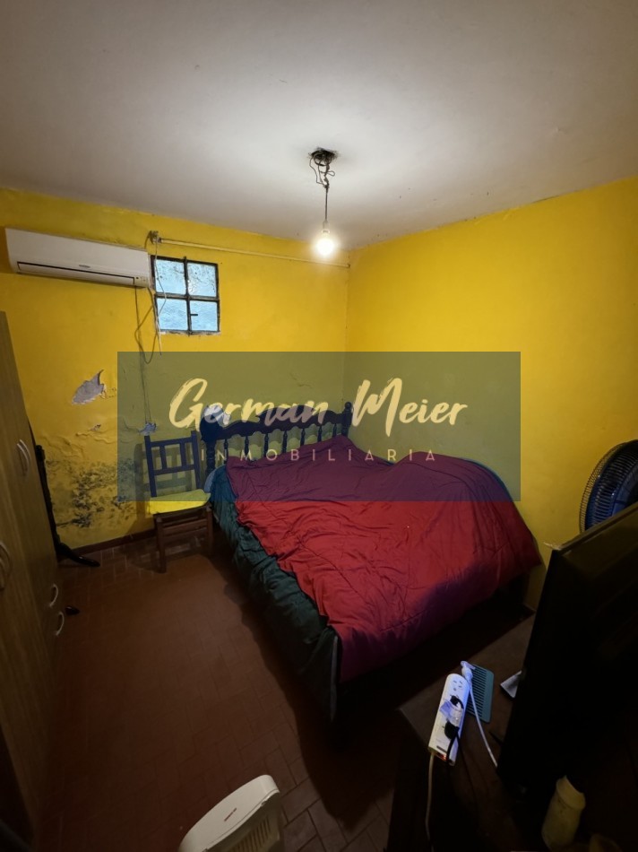 EN VENTA CASA A ACONDICIONAR ZONA AV. DON BOSCO Y RONDEAU