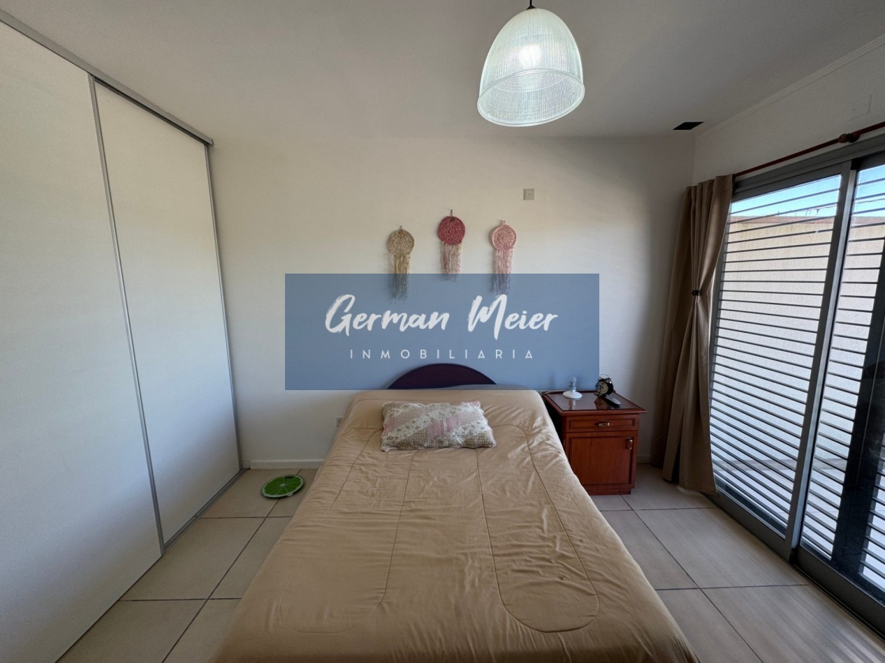 SE VENDE MODERNO DUPLEX 2 DORMITORIOS CON PATIO