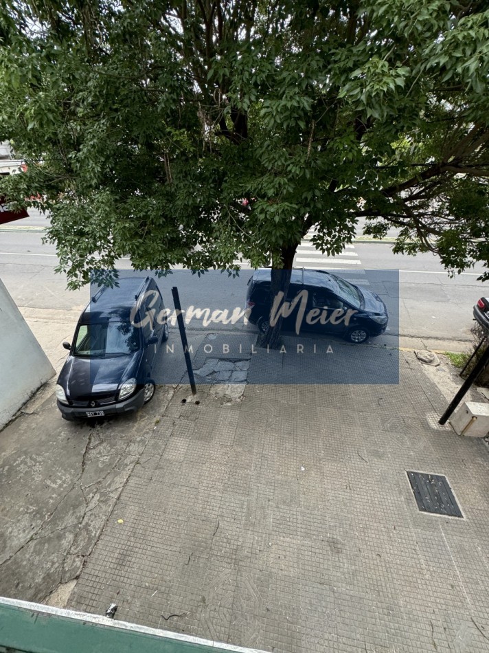 OPORTUNIDAD VENDO INMUEBLE SOBRE AV. RAMIREZ CON GALPON