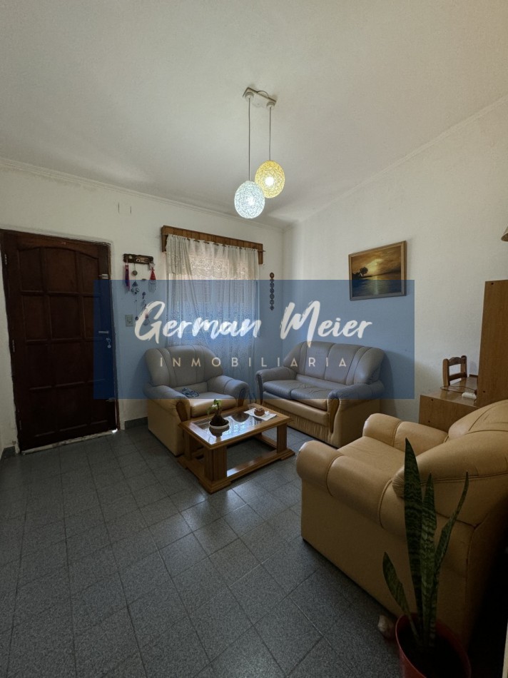 SE VENDE EXCELENTE CASA 2 DORM. ZONA AV. FRIULI Y AV. SAN MARTIN