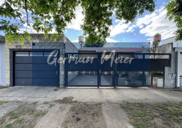 VENDO CASA SOBRE GDOR CRESPO Y ALTE. BROWN