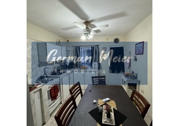 SE VENDE DUPLEX DE 2 DORM. ZONA AV. RAMIREZ Y SAROBE
