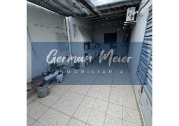 OPORTUNIDAD VENDO INMUEBLE SOBRE AV. RAMIREZ CON GALPON